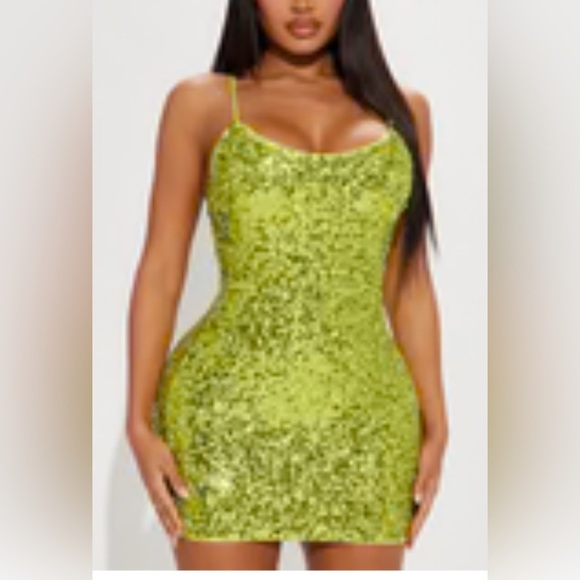 iris Dresses & Skirts - Twilight Sequin Mini Dress -
Lime
Size: S